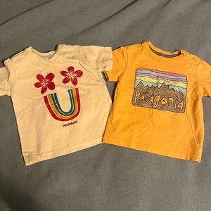 Patagonia baby/toddler tees (2) bundle ! 
T-shirt bundle